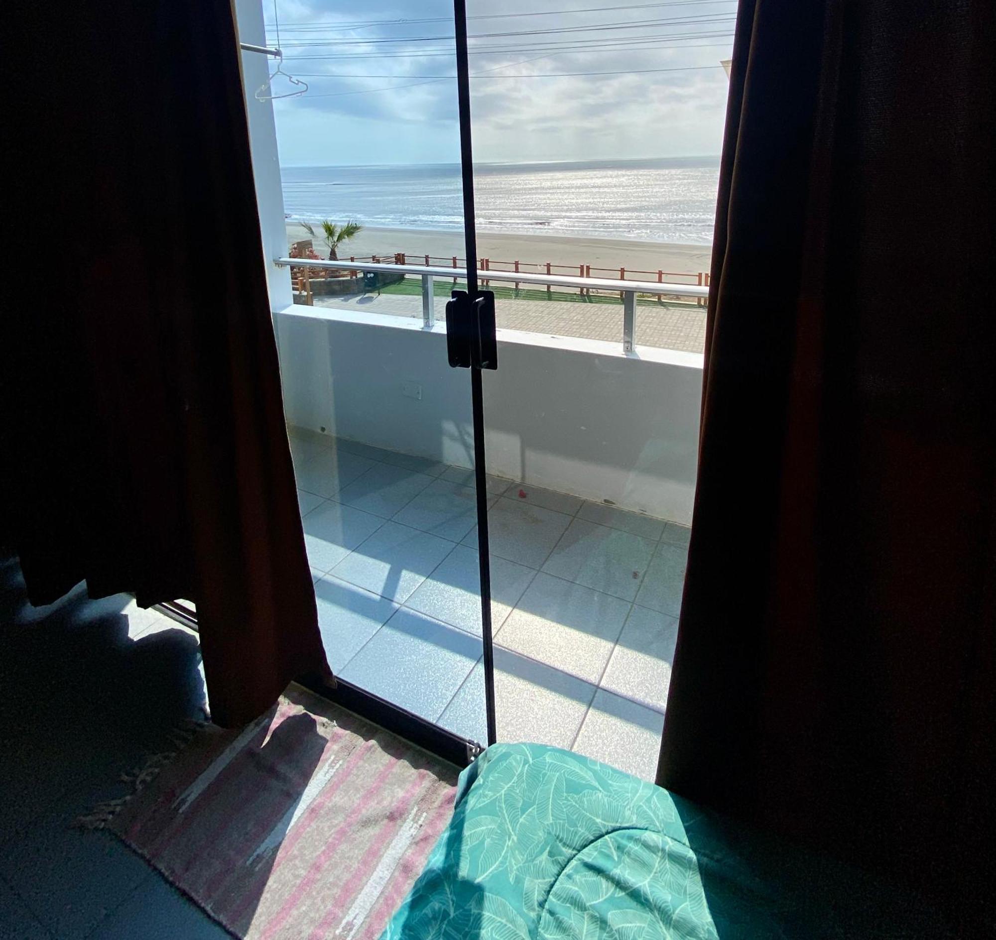 Surf House Chicama Hotel Puerto Chicama Ngoại thất bức ảnh